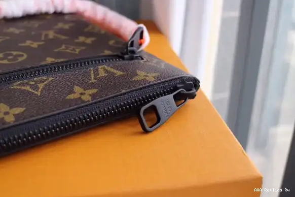 AAA Replica Ru VUITTON LOUIS CLUTCH 0604